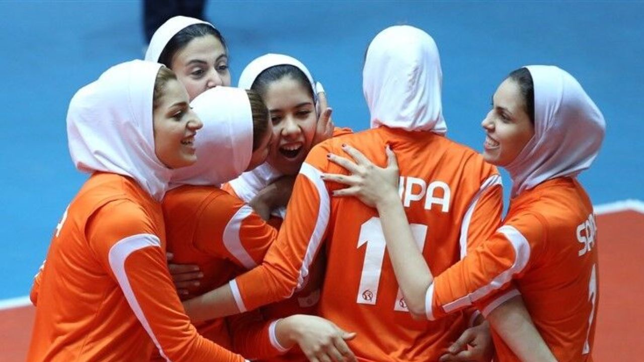 هفته دوم مرحله نهایی والیبال زنان به تعویق افتاد