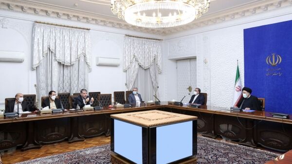 تصویب بسته پیشنهادی دولت برای رفع موانع و پشتیبانی از بخش‌های تولیدی و خدماتی