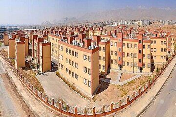  بررسی حق مسکن و درمان کارگران 