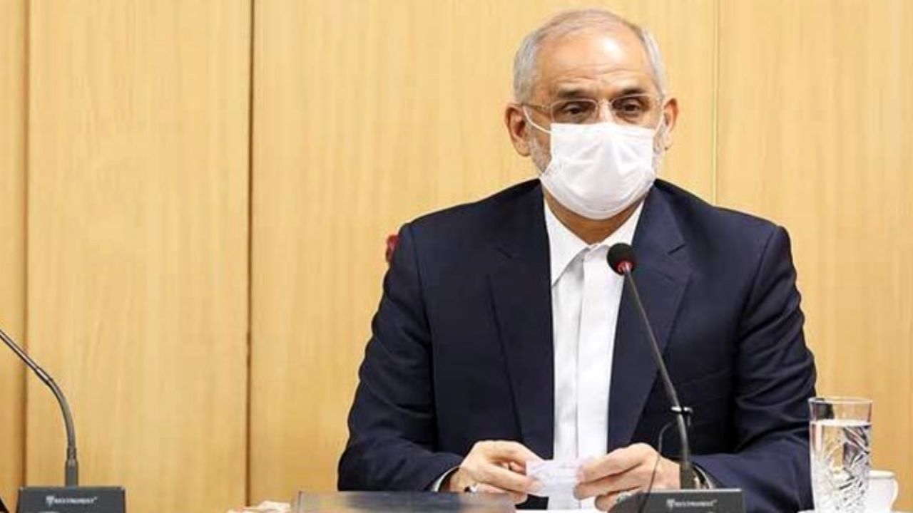 حضور دانش‌آموزان در مدارس به صلاحدید خانواده‌ها است