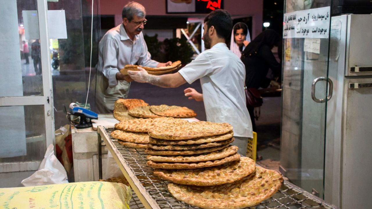 هزینه‌ها بالا رفته، اما نرخ نان ثابت مانده است