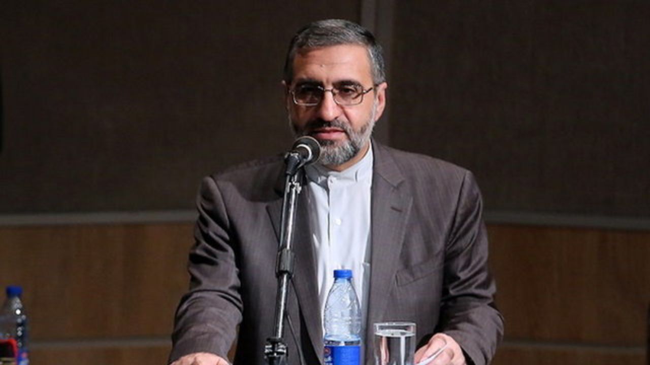 در یکسال و نیم اخیر 40 هزار هکتار از اراضی ملی در سواحل دریا بازپس گرفته شده / جمعی از کسانی که ارز صادرکننده را برنگردانده اند، در زندان هستند؛ 14 و نیم میلیارد یورو رفع تعهد ارزی شده