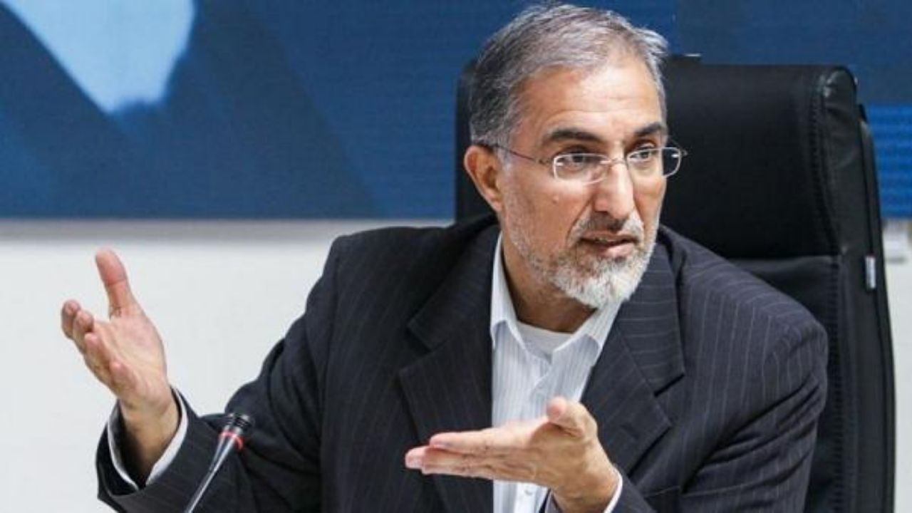 امکان کاهش بیشتر نرخ ارز، از آنچه که روحانی گفت/ سیاسی بودن تعیین ترخ ارز در آستانه انتخابات ریاست جمهوری سال 1400