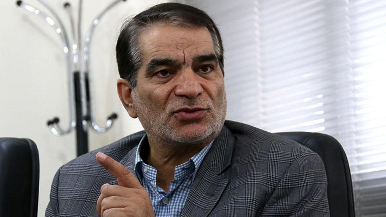 نظام جمهوری اسلامی خود بزرگ‌ترین فرصت در دستان ماست / تلاش غرب برای اغواگری نسل جوان و دوری از اصالت ایرانی و اسلامی را باید جدی گرفت