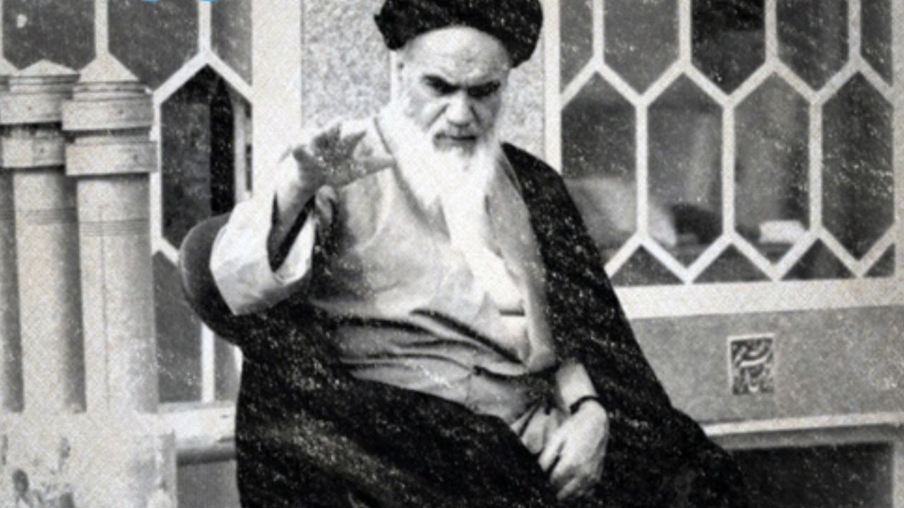 امام در وصیت‌نامه خود نوشت نظامیان در سیاست دخالت نکنند