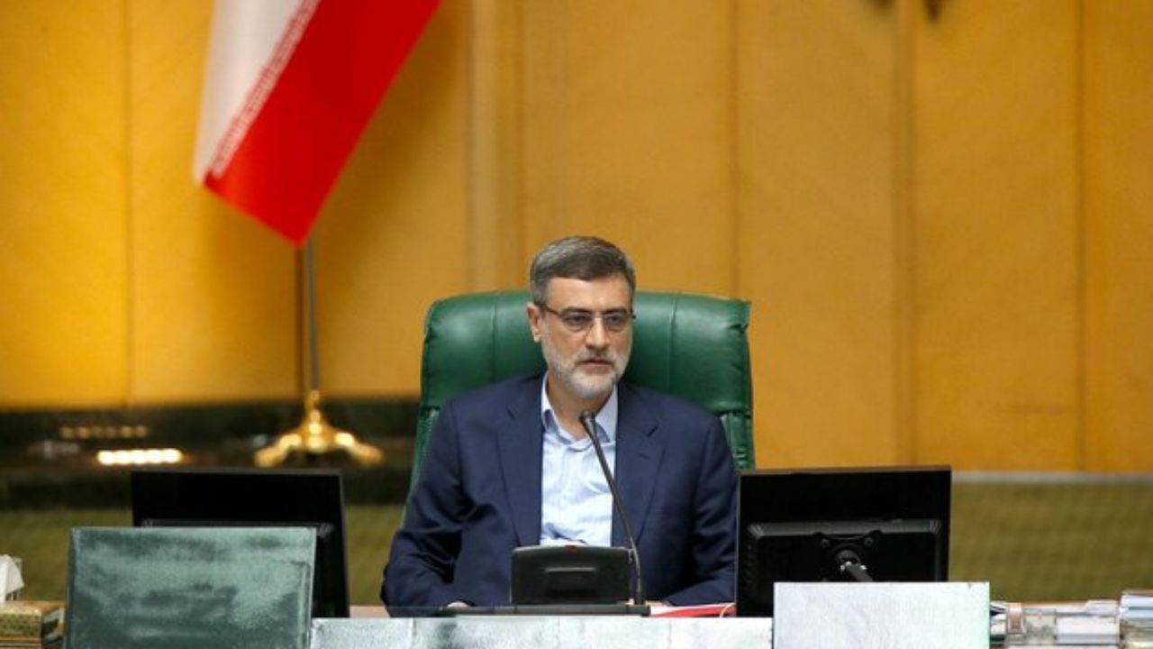 تشبیه آمریکا به کشتی تایتانیک در نطق‌پیش از دستور توسط قاضی‌زاده هاشمی