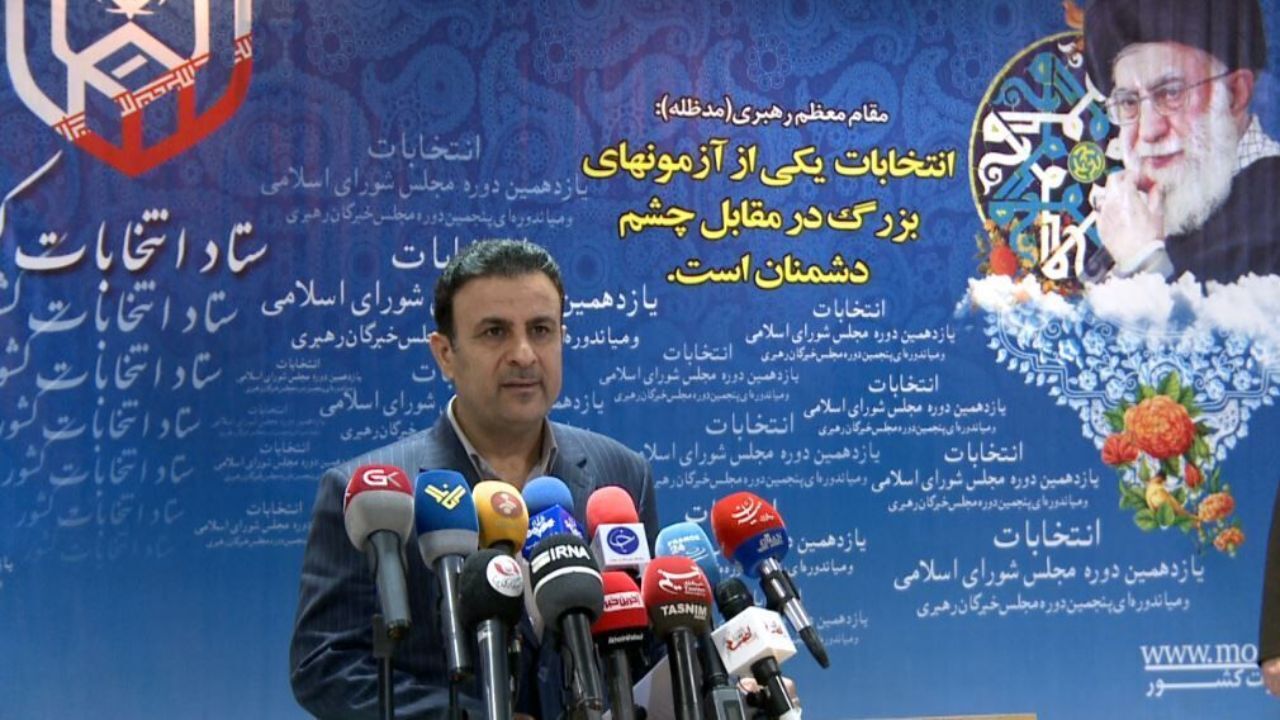 نام‌نویسی داوطلبان انتخابات 1400 الکترونیکی است / برای پیشگیری از شیوع کرونا به70 هزار صندوق اخذ رای دیگر نیاز داریم