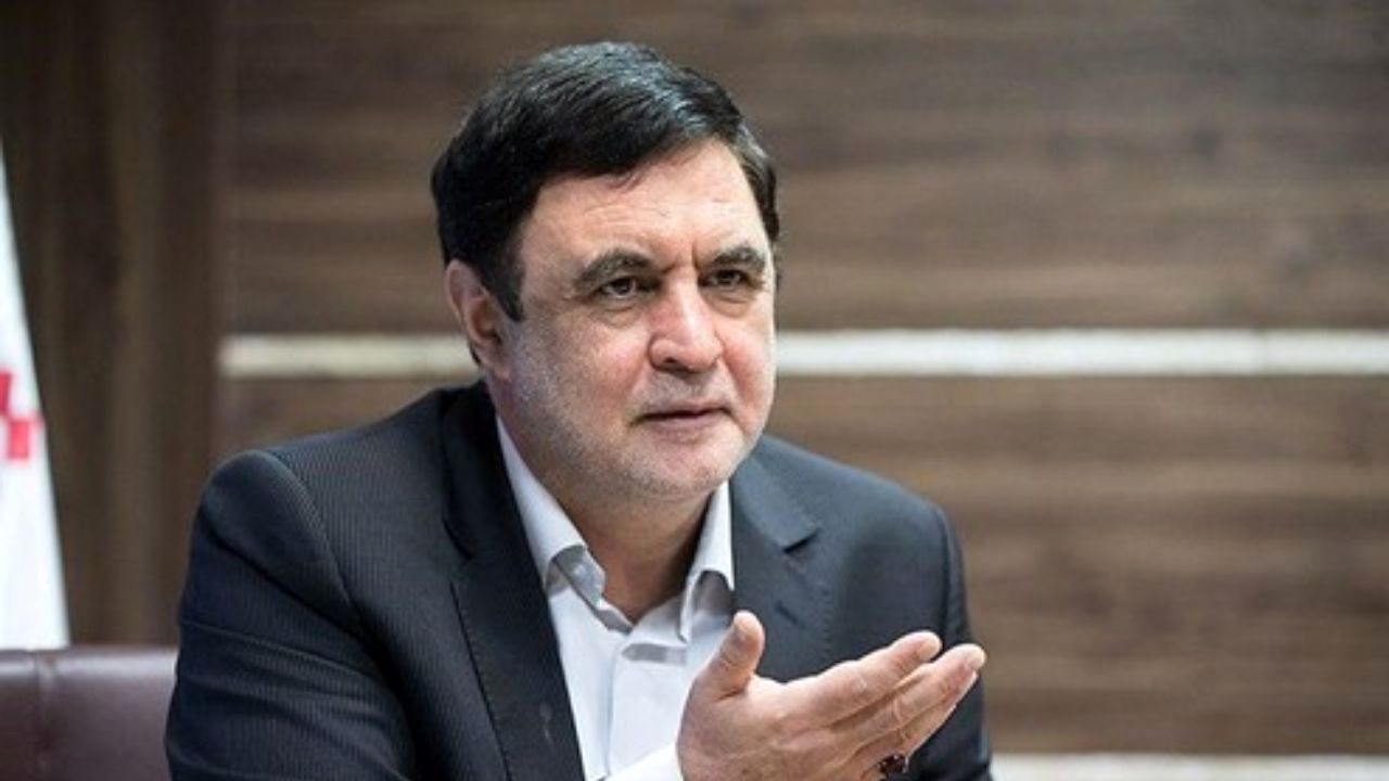 بررسی انتخاب اصلح در شرایط فعلی کشور / انتخاب فردی غیرانقلابی فاصله مردم با نظام را افزایش می‌دهد