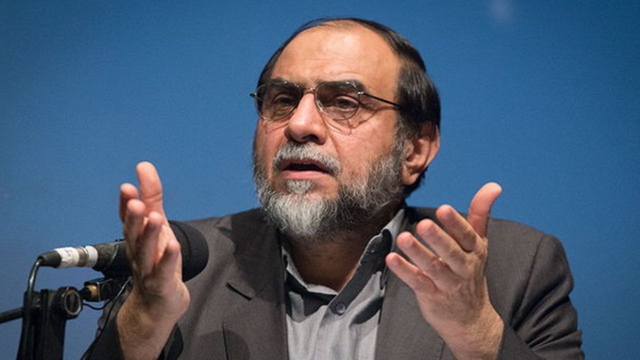 رحیم‌پور ازغدی: رضاخان اصالتا ایرانی نبود / نسب پهلوی از طرف پدر و مادر، ایرانی محسوب نمی‌شد