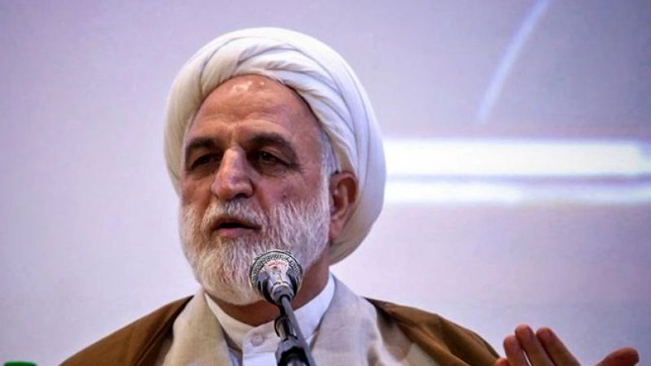 خداوند توبه انسان‌ها و بازگشت آنها را می‌پذیرد
