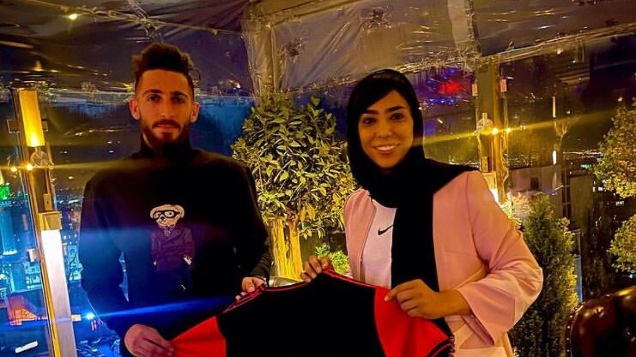 منصوریان جریمه بازیکن پرسپولیس را پرداخت می‌کند