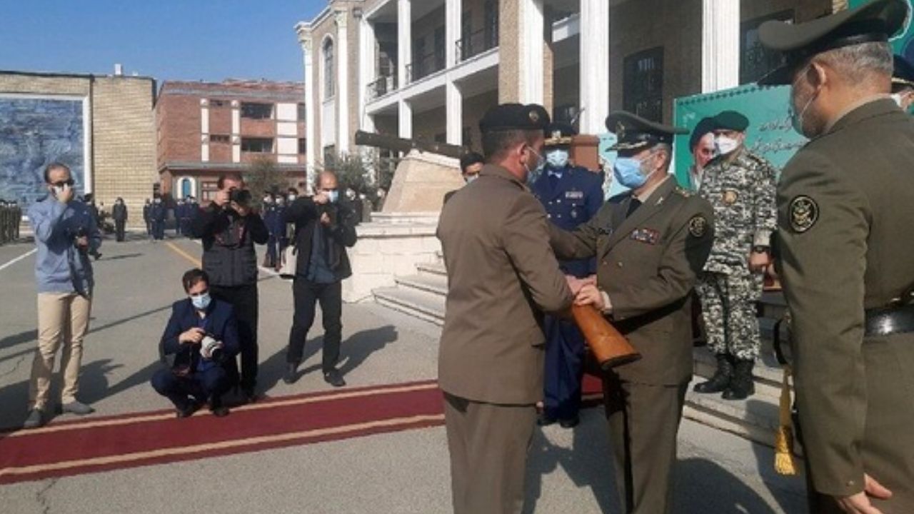 مراسم دانش‌آموختگی دانشجویان دافوس ارتش برگزار شد