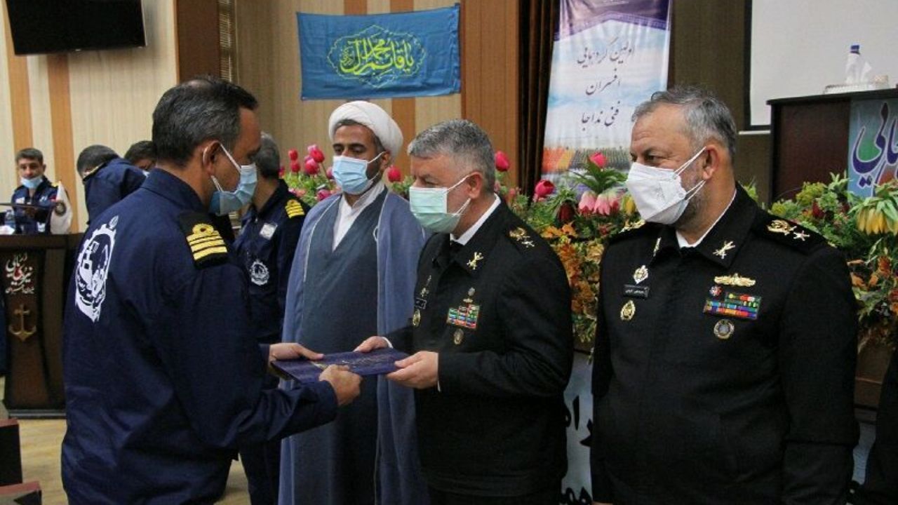 حضور نیروی دریایی ارتش در آب‌های بین‌المللی معادلات دشمن را بهم ریخت