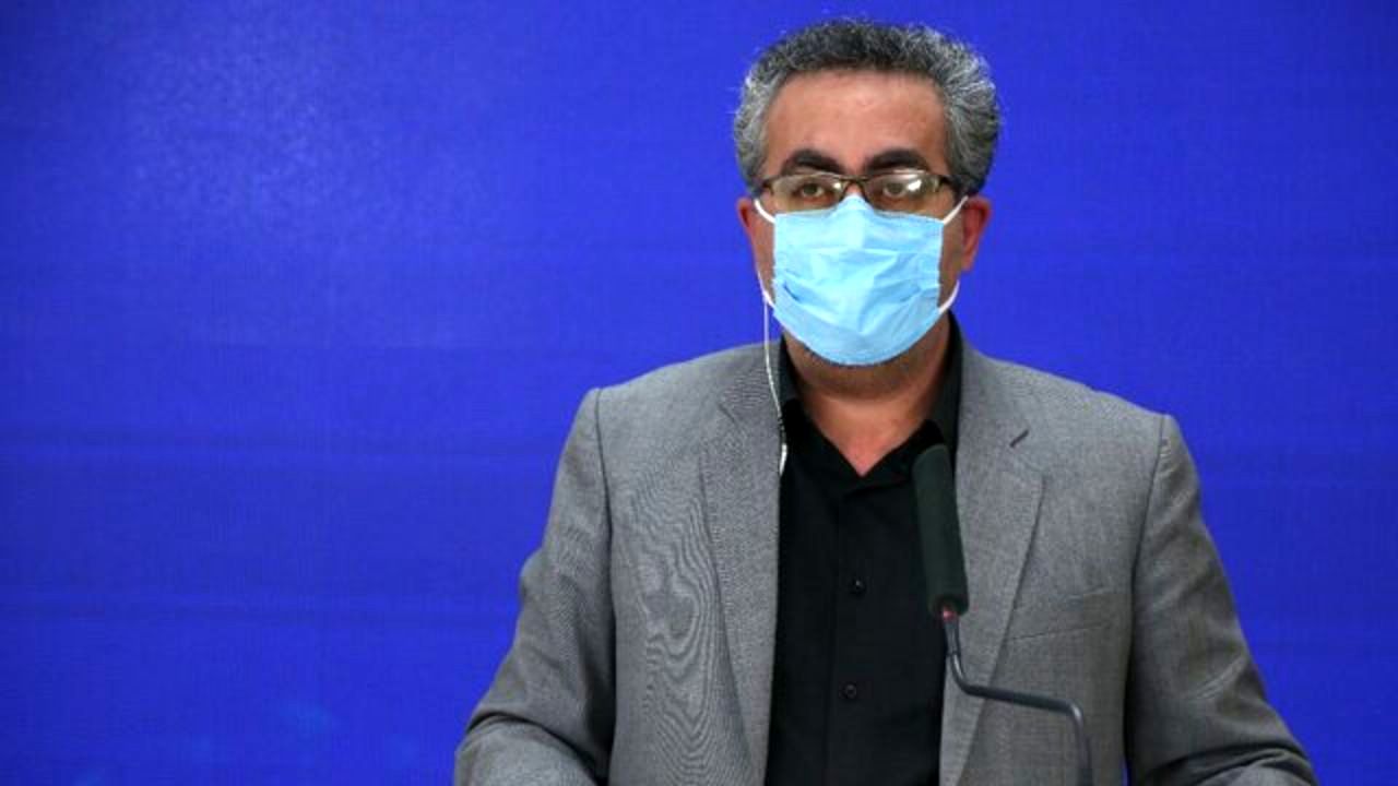 مدت زمانی برای مصونیت واکسن‌های کرونا تعیین نشده / واکسیناسیون سالمندان با حضور وزیر بهداشت شروع شد