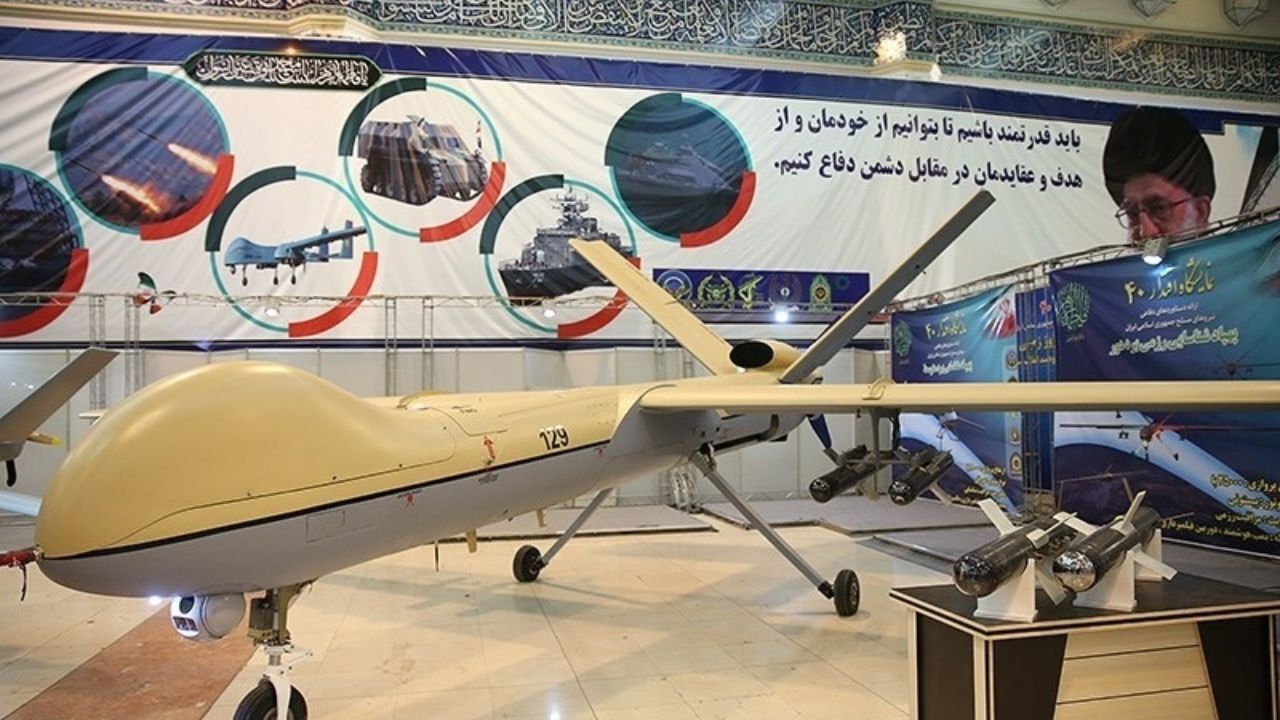 برای اولین‌بار / پرواز  پهپاد کمان22 نیروی هوایی ارتش