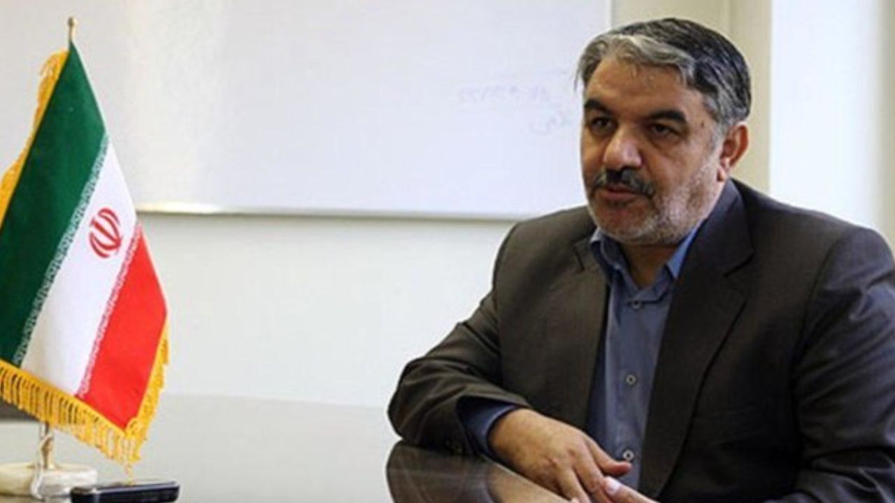 احمدی‌نژاد مهره سوخته است