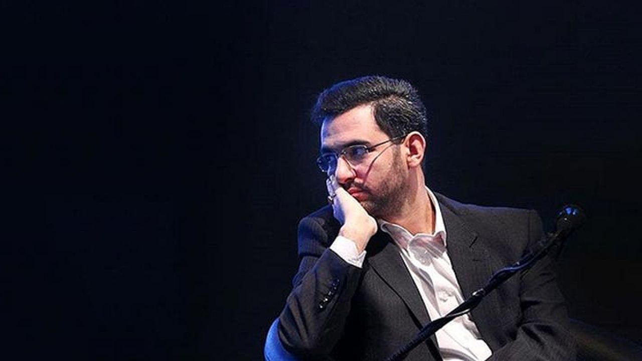 جواب آذری‌جهرمی به تهدیدکنندگان: عاقبت سعید امامی را ببینید