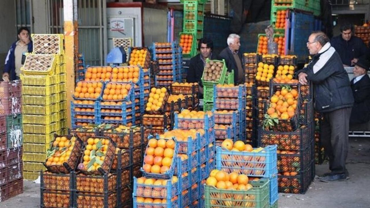 میوه چرا گران است؟