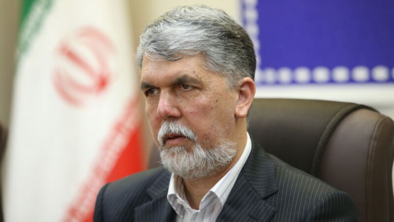 وزیر ارشاد: صداوسیما رسما می‌گوید مسئولان جاسوس و چپاولگر هستند