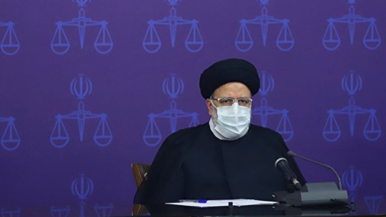 قانون‌گرایی جایگزین سیاست‌زدگی شود