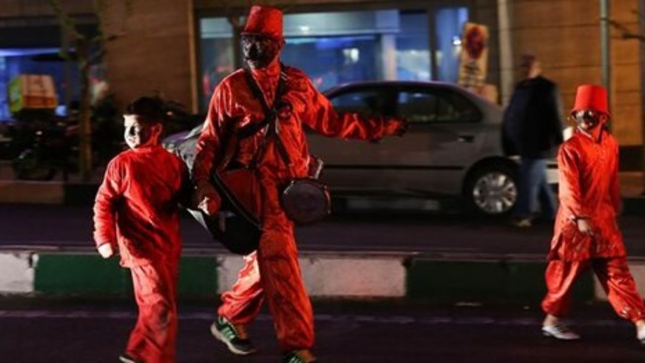 سیاه کردن صورت حاجی فیروز مصداق نژاد پرستی است