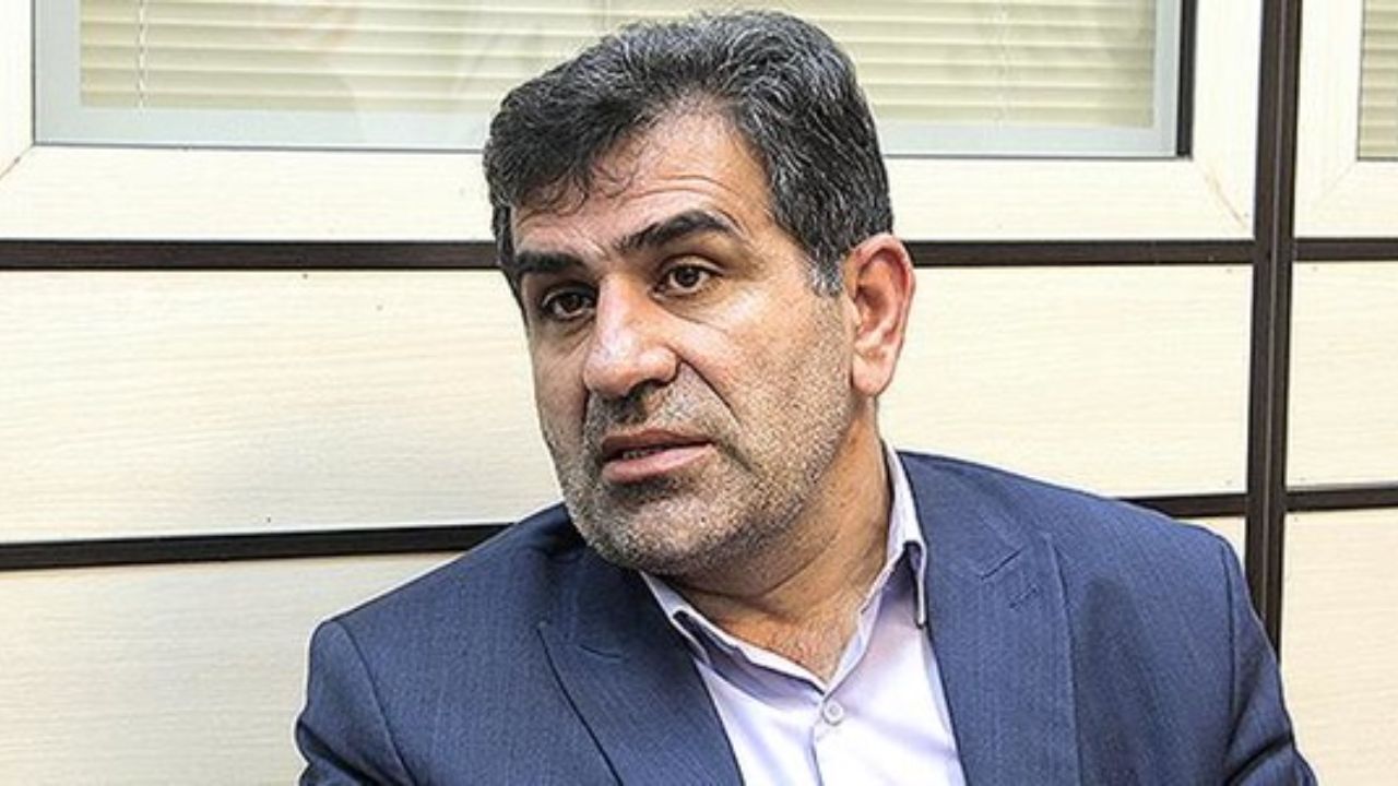 روحانی باید همان روزهای ابتدایی استیضاح می‌شد / رئیس‌جمهور کشور را دیکتاتوری اداره می‌کند