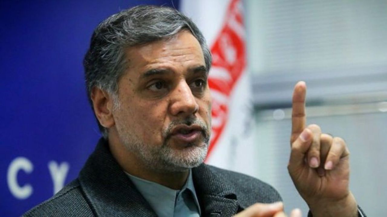 مشکلات بین‌المللی و داخلی زیادی در کشور وجود دارد