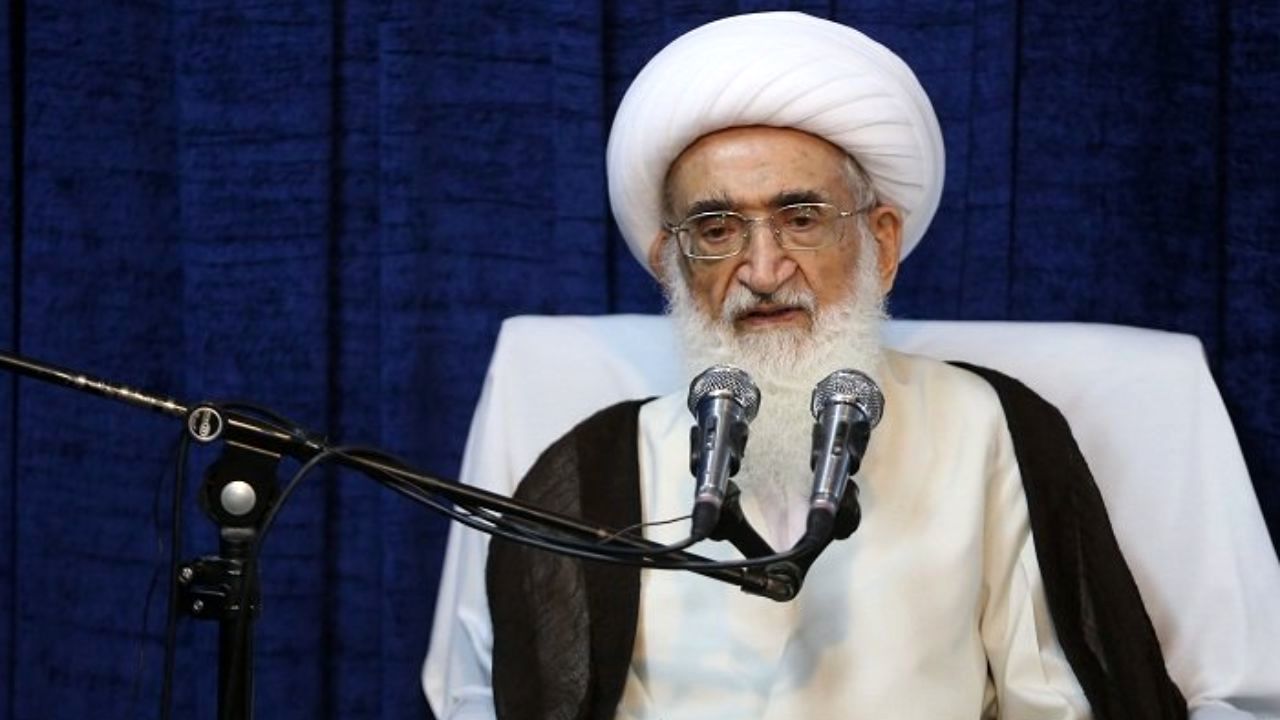 پاسخ آیت‌الله نوری‌همدانی درباره گرفتن روزه در شرایط کرونایی