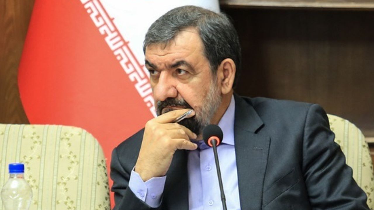 مردم می دانند من مدیری از جنس فتح خرمشهر هستم/ دیپلماسی فعلی دولت یک دیپلماسی کاغذی ناکارآمد بوده است/ نفوذی‌ها با مافیاهای اقتصادی ارتباط برقرار کرده‌اند/ مسئولین دولت فعلی باید محاکمه شوند/ محسن رضایی تهدید می کند