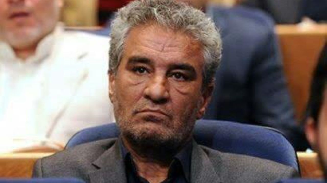 حقوقم کفاف خرج بنزین ماشینم را هم نمی‌دهد