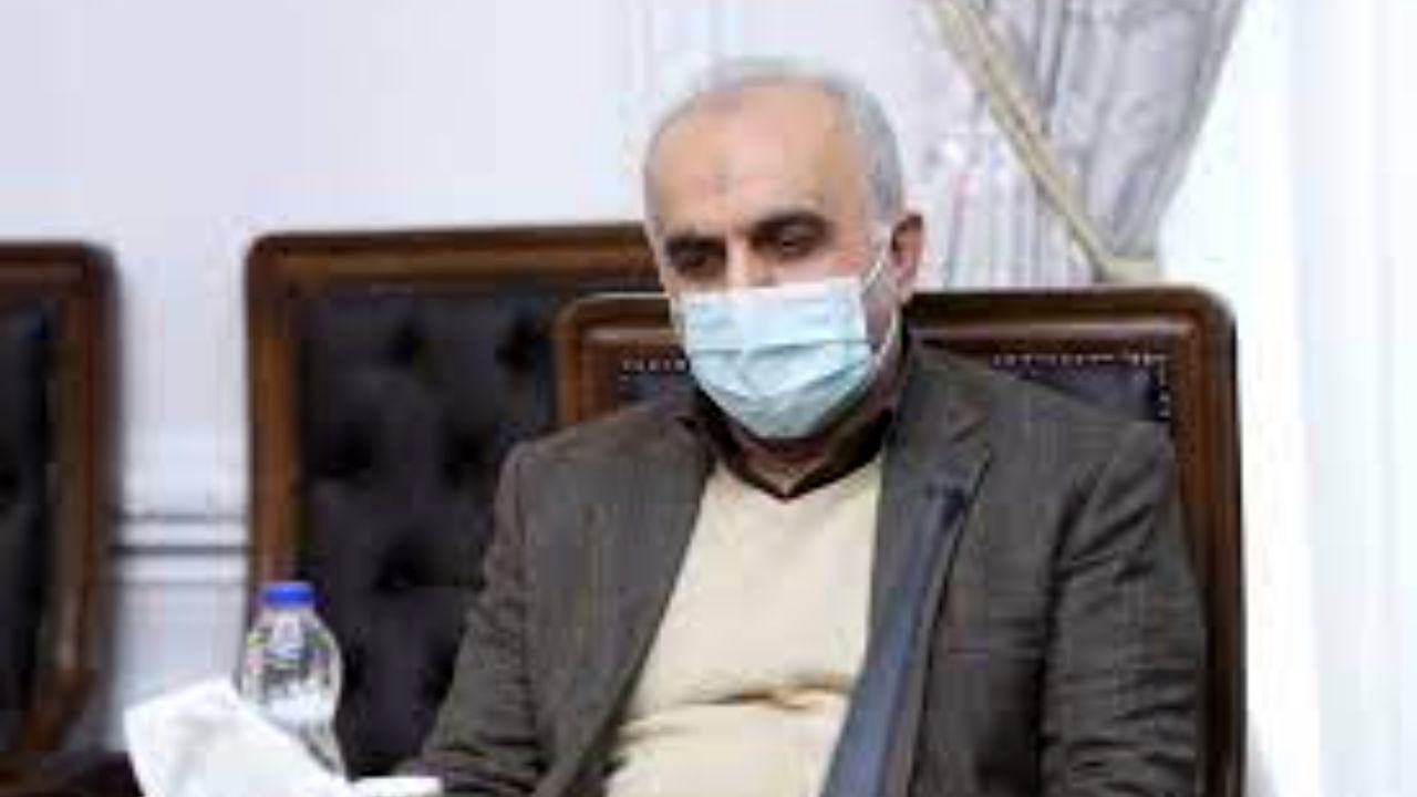 وزیر اقتصاد از مجلس کارت زرد گرفت