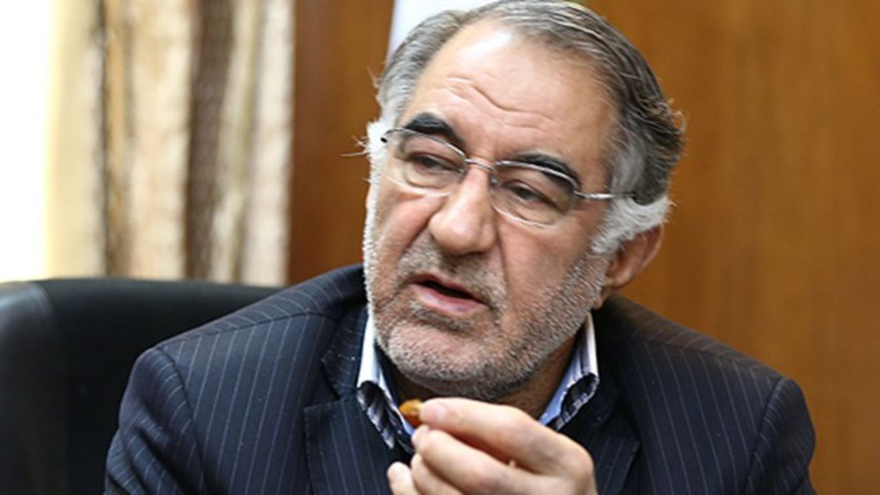 فرد اصلح باید براساس تخصص و تجربه انتخاب شود نه دوستی