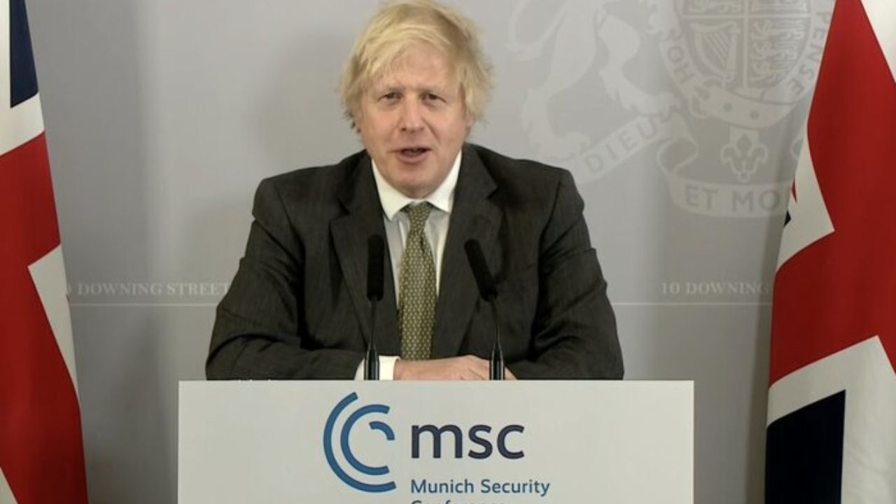 اظهارات اهانت‌آمیز جانسون به بیماران کرونایی تکذیب شد