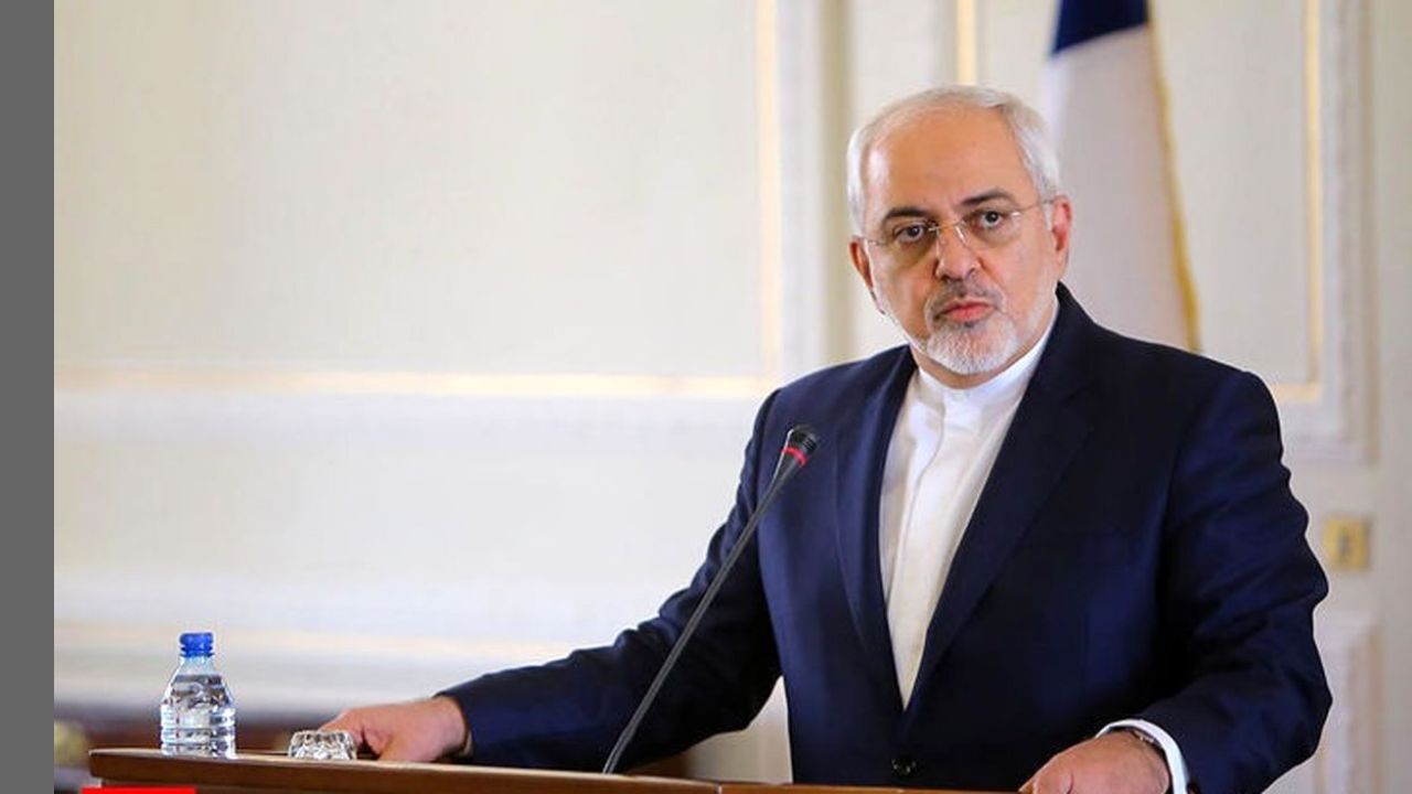 ظریف در تیررس توپخانه مجلس یازدهم/ نماینده خمین: بحث استیضاح ظریف در مجلس در دستور کار قرار خواهد گرفت/ جریان اصلاح طلب در انتخابات حرفی برای گفتن ندارد/ دلیل شرکت ظریف در نشست‌های بین‌المللی، فداکاری شهدای مدافع حرم است/ ظریف نمک خورد و نمکدان شکست/ او ب