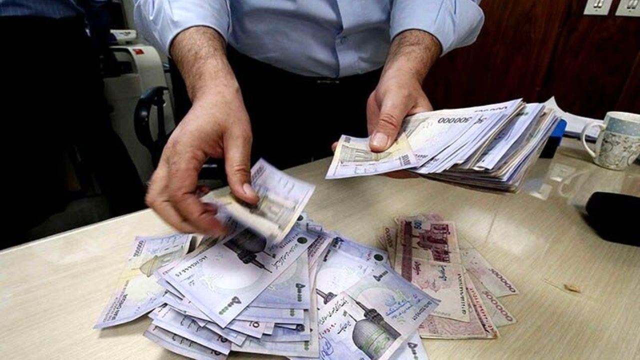 عوامل موثر بر کنترل تورم و تقویت ریال/ گسترش دیپلماسی اقتصادی