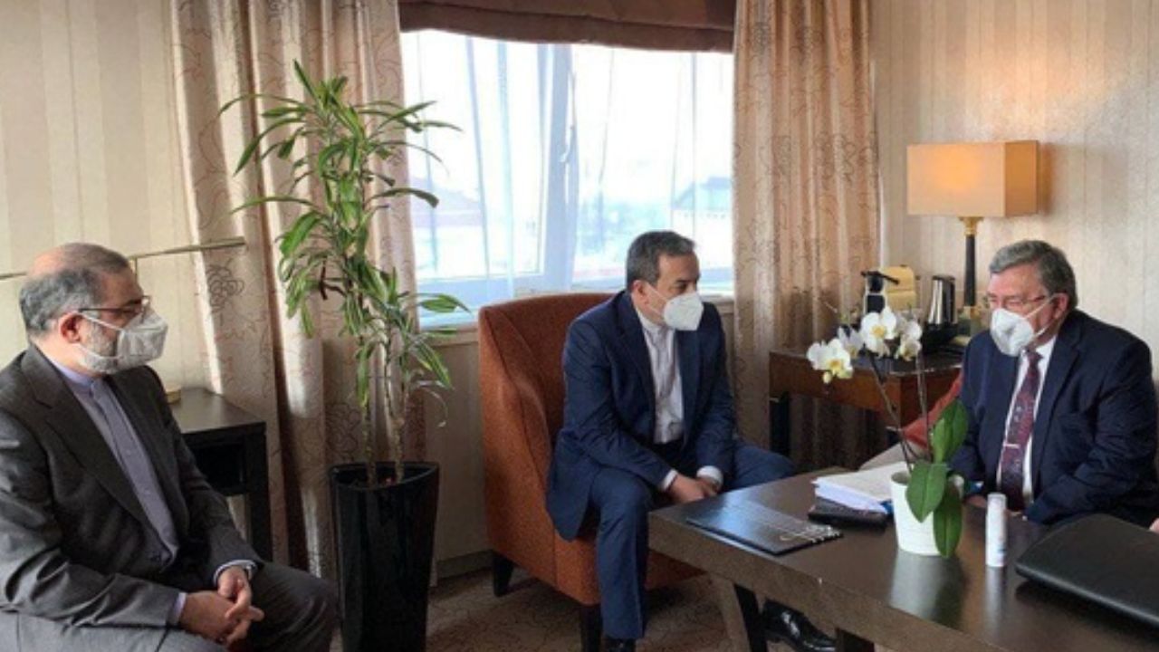 دیدار روسای هیأت‌های ایران و روسیه در آستانه نشست کمیسیون برجام