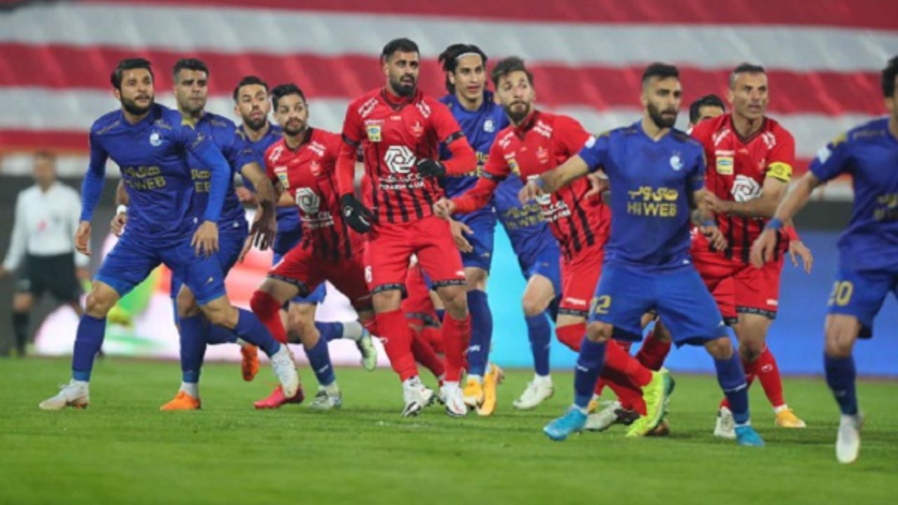پرسپولیس با ثبات‌تر، استقلال گلزن‌تر/ مقایسه ترکیب سرخ آبی‌ها