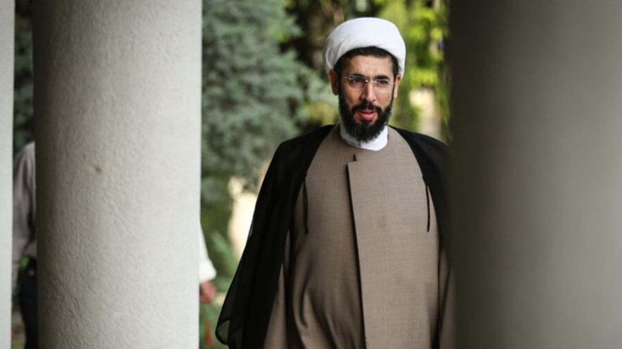 نماز عید فطر به امامت حجت‌الاسلام رستمی در دانشگاه تهران اقامه می‌شود