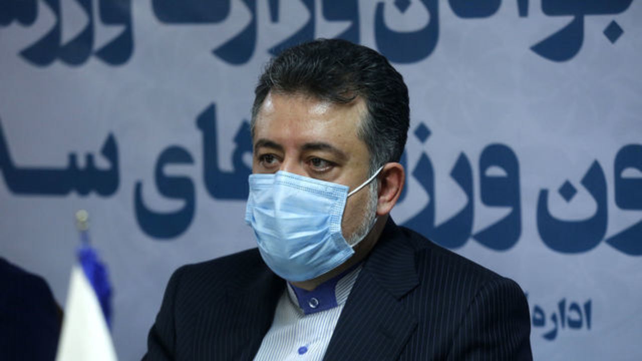 اگر قرار است شوراها به همین روال کار کنند بهتر است منحل شوند/ شوراها بیشتر شورای شهرداری هستد تا شورای شهر