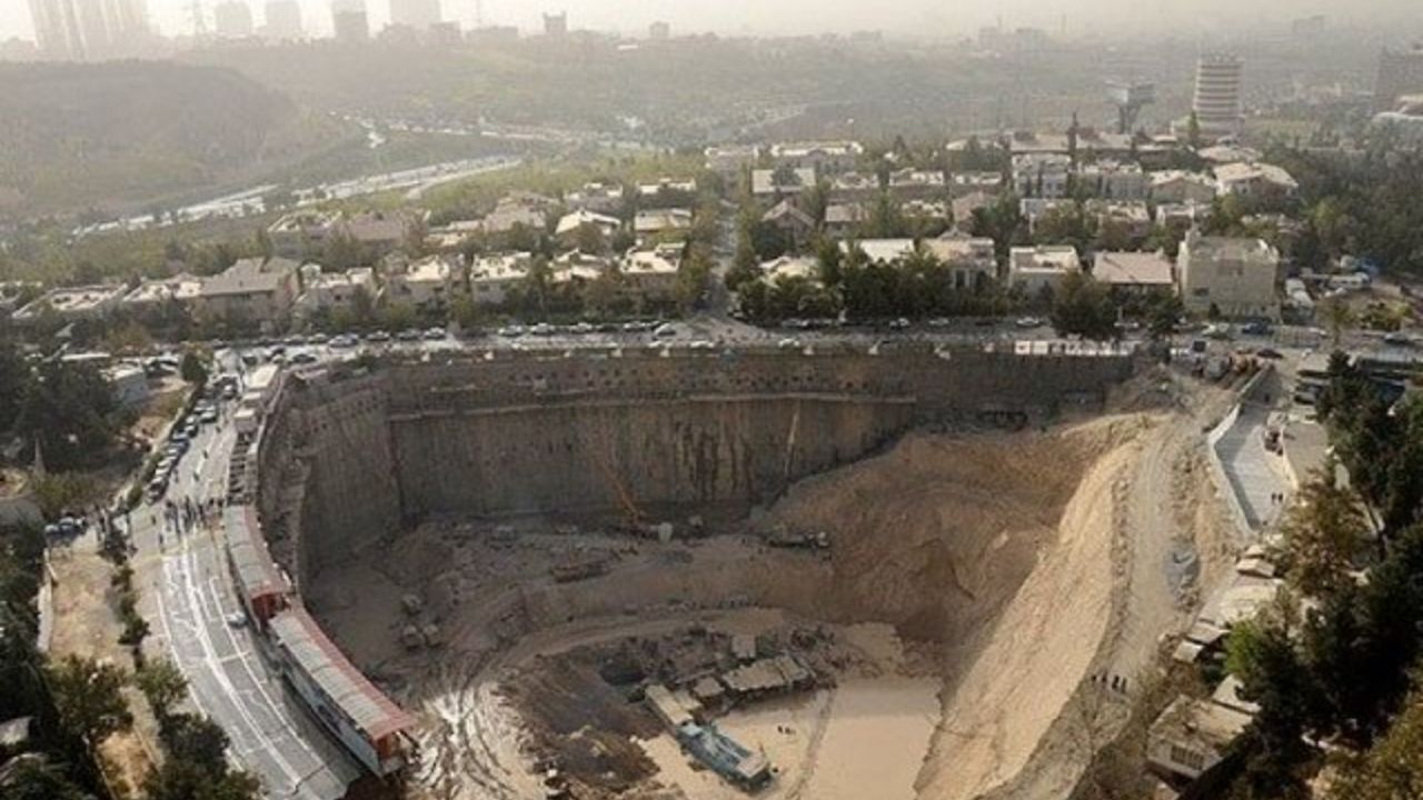 واگذاری «گود میلاد»به بانک شهر،شهرفروشی نیست/ راهی جزاستفاده ازبخش خصوصی برای توسعه شهر وجودندارد