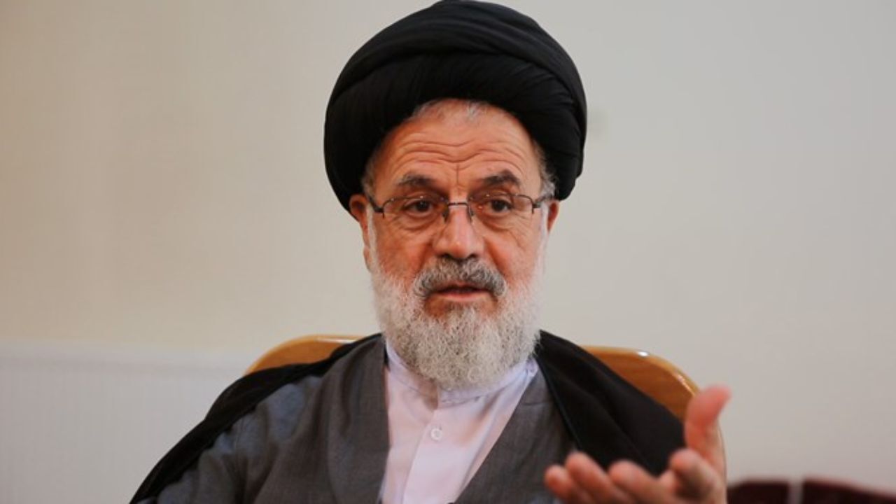 سیاسی کارها از منبری‌های ساده‌اندیش استفاده می‌کنند تا اهداف سیاسی خودشان را پیش ببرند/ مداحی هیچ‌گاه در زمان حیات امام(ره) به جماران راه پیدا نکرد/ سیاسی کارها از منبری‌های ساده‌اندیش استفاده می‌کنند/ مداحی‌های بی‌محتوا، عقاید مردم، نظام و انقلاب را تضعی