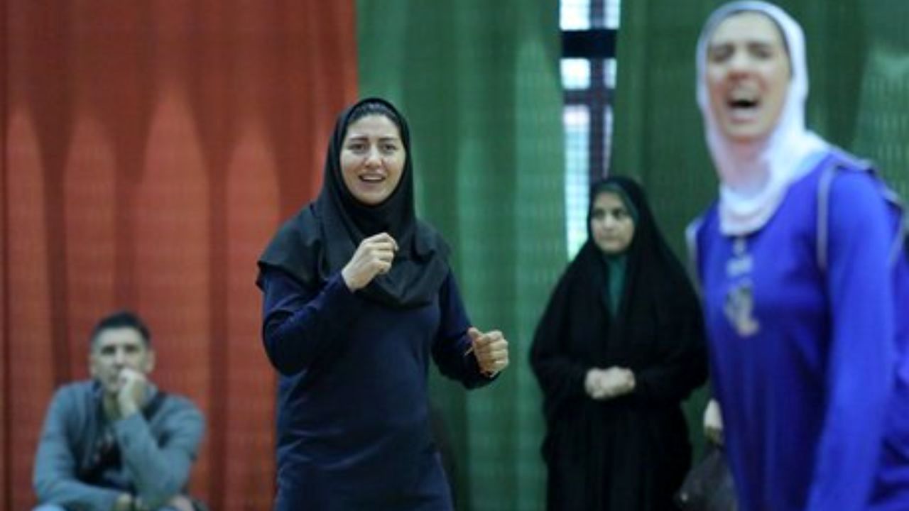 والیبال زنان به یک مربی خارجی هم‌سطح آلکنو نیاز دارد