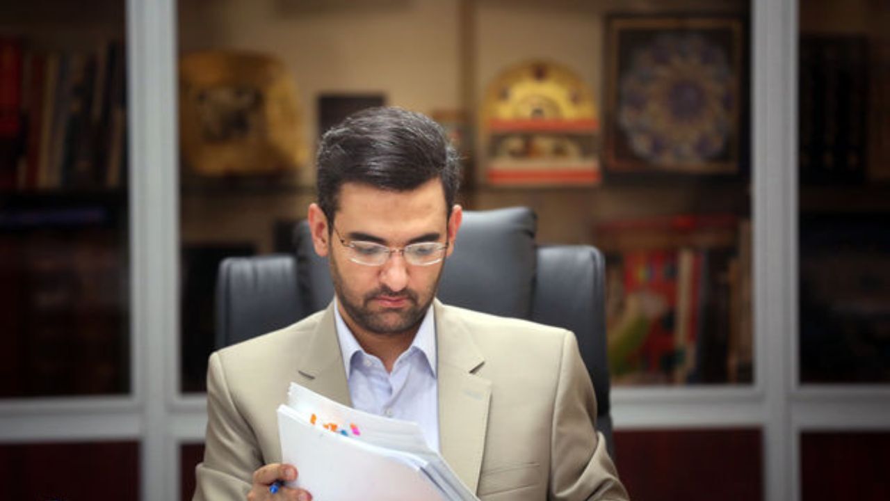 دولت آینده تضمین داشتن وزیر زن و ارتقاء عدالت جنسیتی را بدهد / زنان تحصیل‌کرده دارای بیشترین میزان بیکاری هستند / فضا به صورت تبعیض‌آمیزی به نفع مردان است