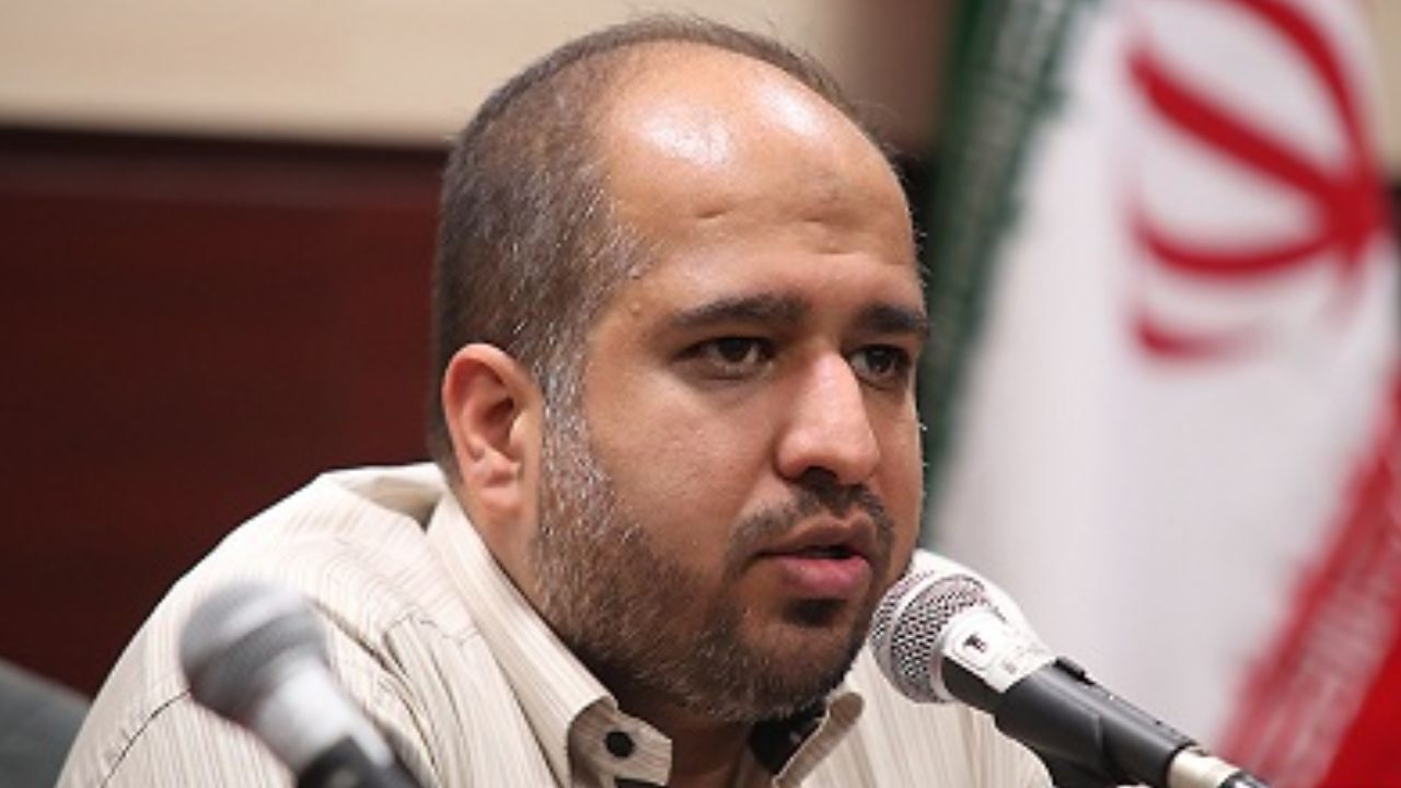 واگذاری استقلال و پرسپولیس به صلاح این دو باشگاه نیست