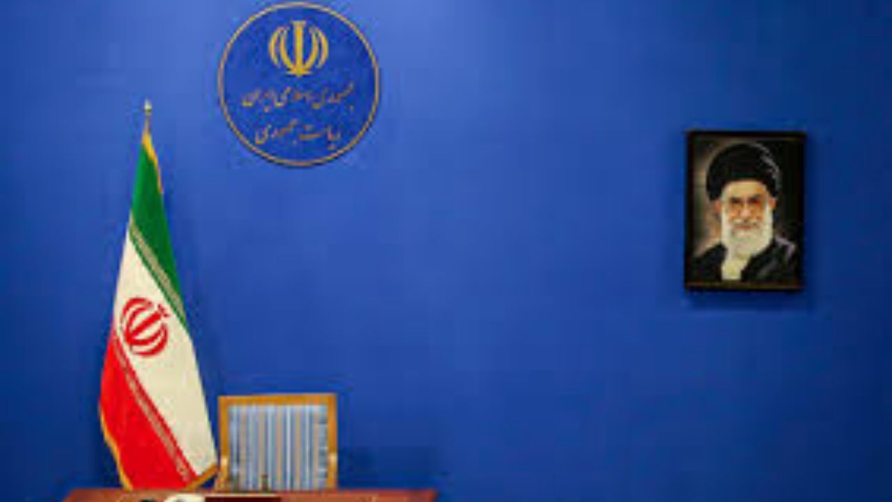 انتخابات 1400| اختلاف در ستاد رئیسی واقعیت دارد؟/ 5 کاندیدای جریان اصولگرا سخت مشغول انتخابات هستند