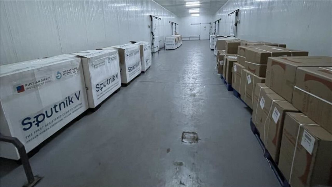 هشتمین محموله واکسن روسی به ایران ارسال شد