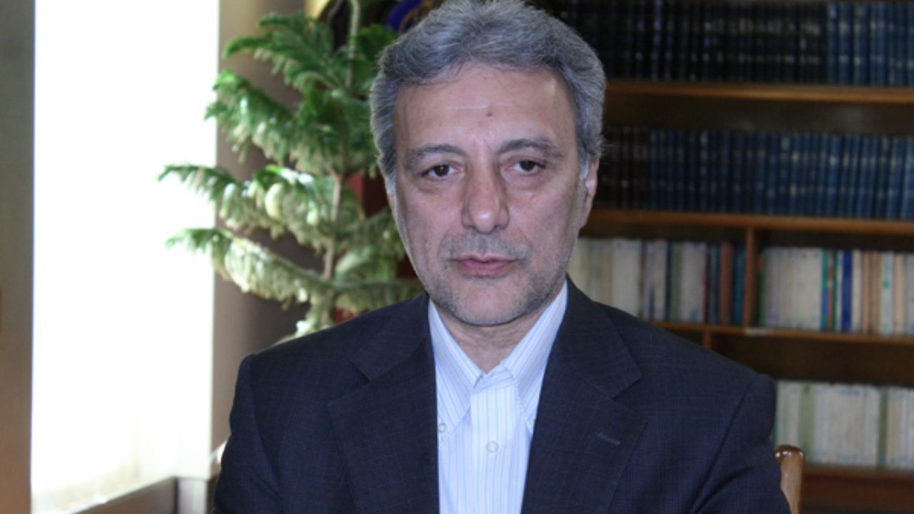 اختیارت دانشگاه‌های بزرگ را نباید محدود کرد