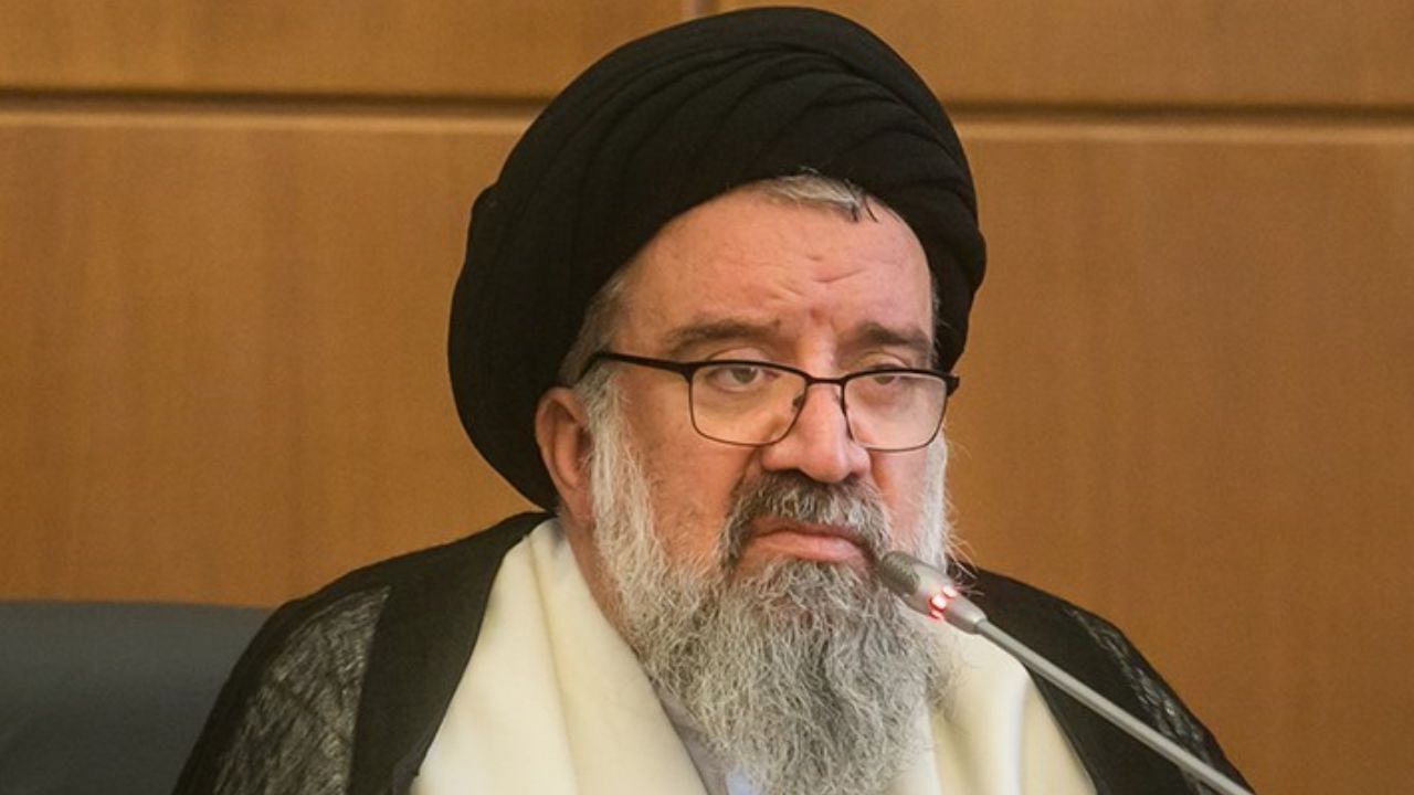 احمد خاتمی: دشمنان به دنبال حضور کمرنگ مردم در انتخابات هستند/ پیشینه انقلاب به ولایت گره خورده است/ باید این نظام را به عنوان یک تکلیف شرعی حفظ کنیم