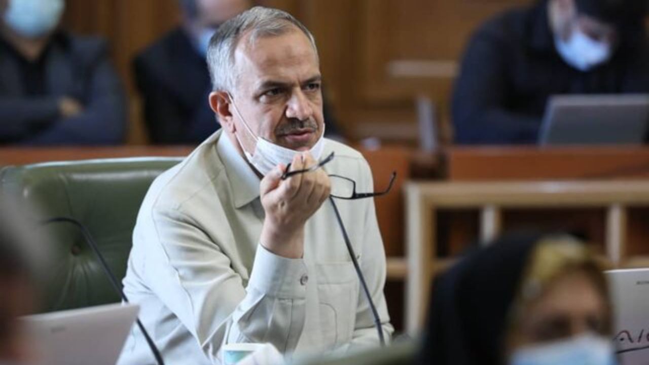 انتقاد مسجد جامعی از کسر دو میلیون تومانی حقوق کارگران پیمانکاری شهرداری