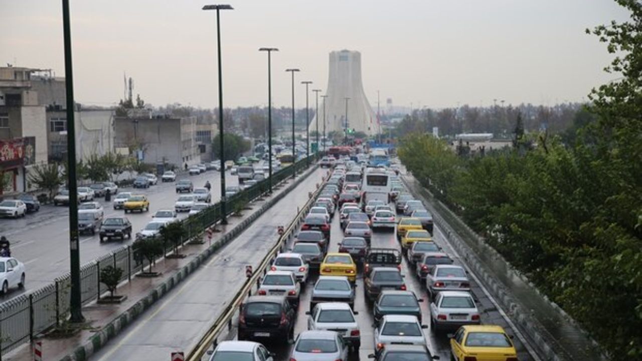ترافیک سنگین معابر پایتخت در صبح دوشنبه